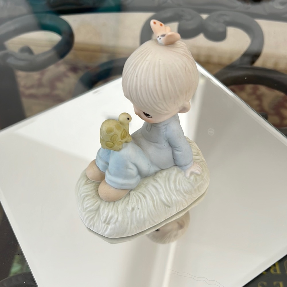 Precious Moments Love is kind boy